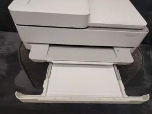للبيع طابعة وايرلس ذكية HP DeskJet Plus 6475 (سلسلة 6400) بحالة ممتازة