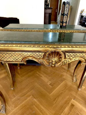 2 Sofa tables