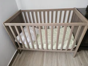 سرير أطفال Ikea المميز نوع Sundvic مع فرشة وcover مستعمل بسعر لقطة