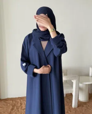 عبايا جاهزه تتوفر جميع الاشكال مقاسات مختلفه