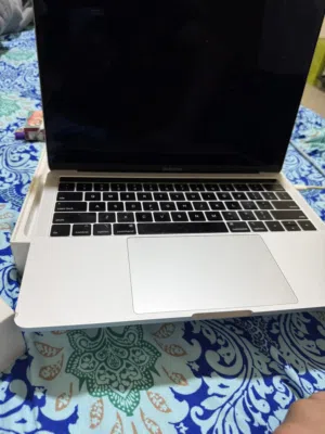 Apple macbook pro 2019 14 inch