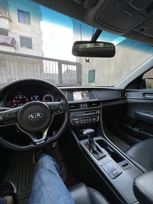 Kia . K5 . 2017 . Used4