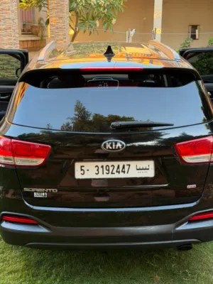 Used Kia Sorento in Tripoli