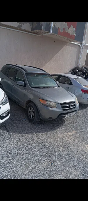 Used Hyundai Santa Fe in Zawiya