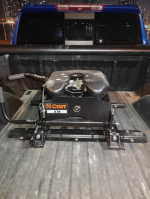 CURT A16 Fifth Wheel Hitch