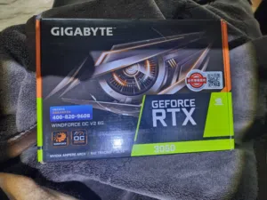 كارت شاشة RTX 3050 مستخدم شهرين اكثر شوي جديد ماخذو
