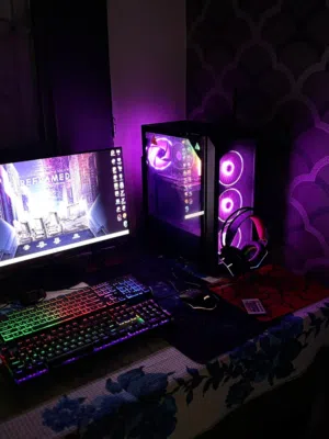 كمبيوتر قيمنج استعمال خفيف جداااا بسعر ناررر