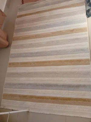 زوليه سجادةللبيع في العامرات
