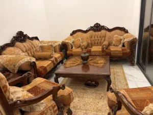 طقم كنب وتلاحة وغرفة نوم