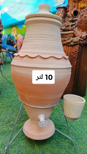 زير ماء فخار طبيعي بيرشح الماء مع القاعدة والحنفية المثبته بعدة احجام وخدمة التوصيل متوفرة
