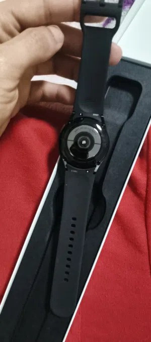 ساعةgalaxy watch 4