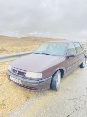 Used Opel Vectra in Tafila