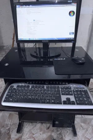 Case  مع شاشة سامسونج و كيبورد و ماوس و طاولة