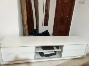 White Tv table