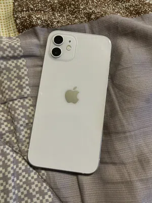 Apple iPhone 12 64 GB in Tripoli