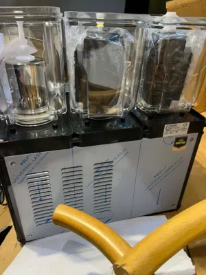 مكاين عصائر احترافية (Slush / Juice Dispenser) بحالة ممتازة جديدة