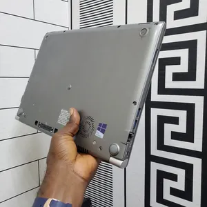 ‏توشيبا ‏.‏ ويندوز ‏.‏ 13.3" ‏.‏ جديد‏2