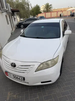 للبيع كامري 2009 بي 8000الف درهم