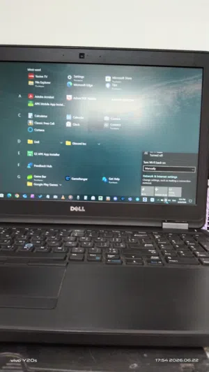 للبيع جهاز لابتوب DELL Latitude E5550