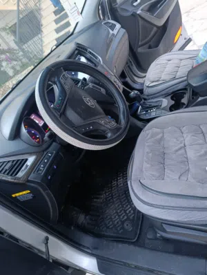 Used Hyundai Santa Fe in Hebron
