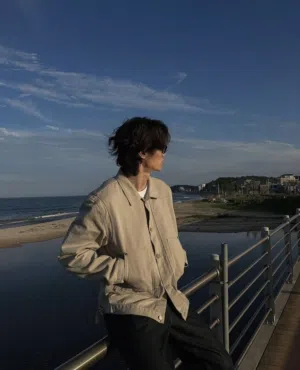 S U