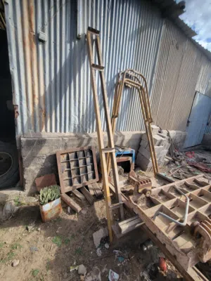 ونش كهربائي سنجل مع القاعده. بمحرك (Electric Hoist)