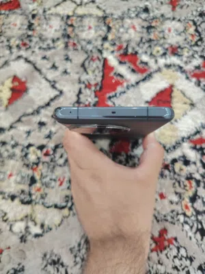ون بلس 11 نظيف معاه كرتون وشحن