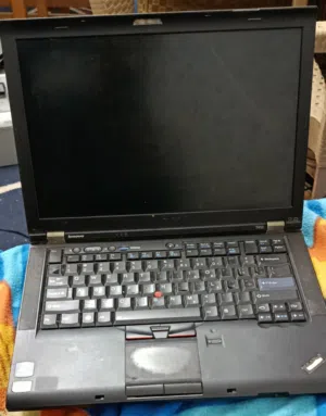 لابتوب Lenovo ThinkPad T410  كور i5  مثالي للمكاتب، الكاشير، أو الدراسة