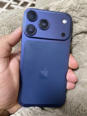 Apple iPhone 17 Pro 256 GB in Al Batinah