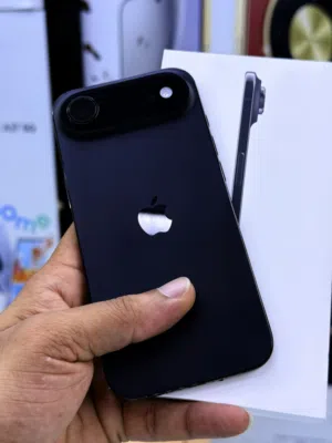 Apple iPhone 17 Air Balck 256Gb Under Warranty Apple 11 Months Available 13Cyel With Box Cable