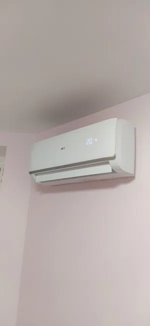 فنى تبريد وتكييف 