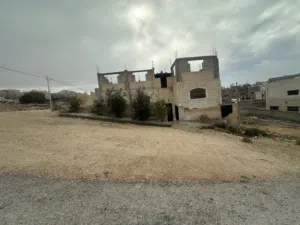 230 m2 More than 6 bedrooms Townhouse for Sale in Zarqa Dahiet Al Madena Al Monawwara