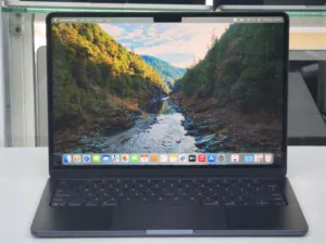 MacBook Air 13 2025 M4 16GB Ram 256GB SSD Midnight Blue لابتوب ابل