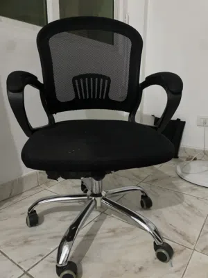 كرسي مكتب مستعمل