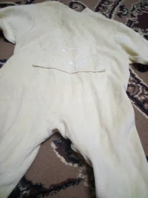 ملابس بيبي بناتي ولادي كلهم كامل بسعر رمزي 5 دنانير بحاله جيده