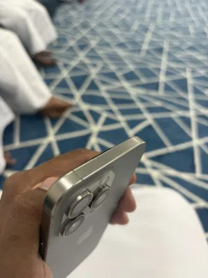 ايفون 15 برو ماكس 256 جي بي