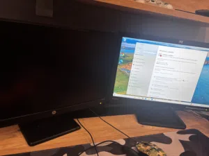 شاشات للبيع