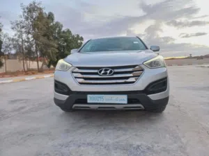 Used Hyundai Santa Fe in Zawiya