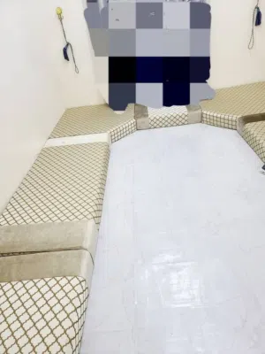 تلبيسه مجلس غشايات فقط
