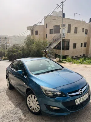 اوبل استرا 2014