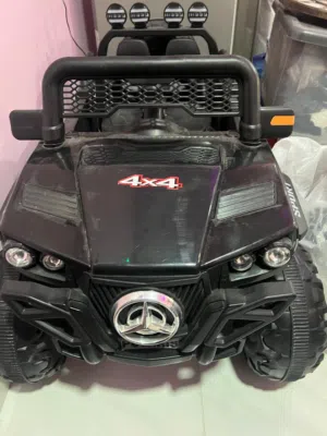 سيارة اطفال للبيع بحالة ممتازة بسعر طري