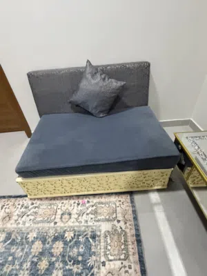 كنب مستعمل