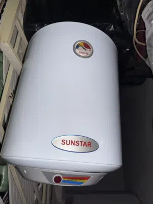 سخان من نوع sun star مصري سعة 50 لتر بحالة الجديد مغير له هيتر ايطالي السعر المطلوب 30 دينار