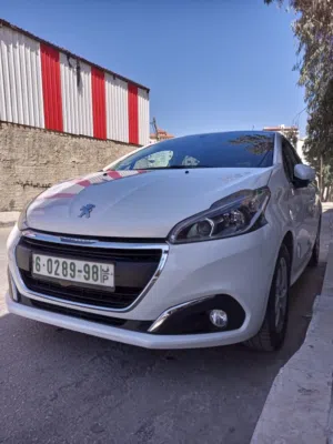 used-peugeot-208-in-hebron