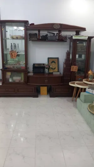 مكتبه اللهم بارك لون القهوي استعمال خفيف