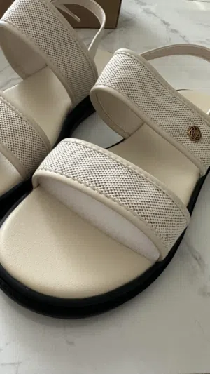 صندل نسائي العدد 2