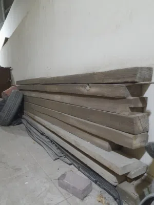 للبيع خشب احمر