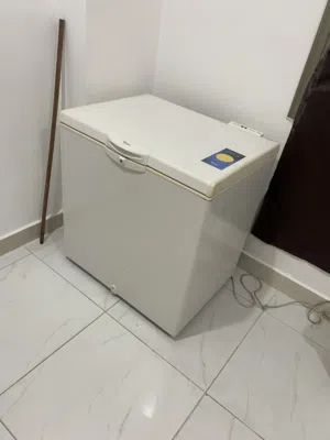 فريزر للبيع