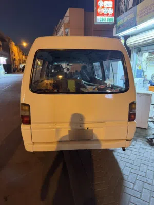 mitshubishi mini bus  2010 model. ac cool  gear good engine good