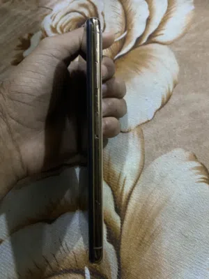 آيفون اكس ماكس